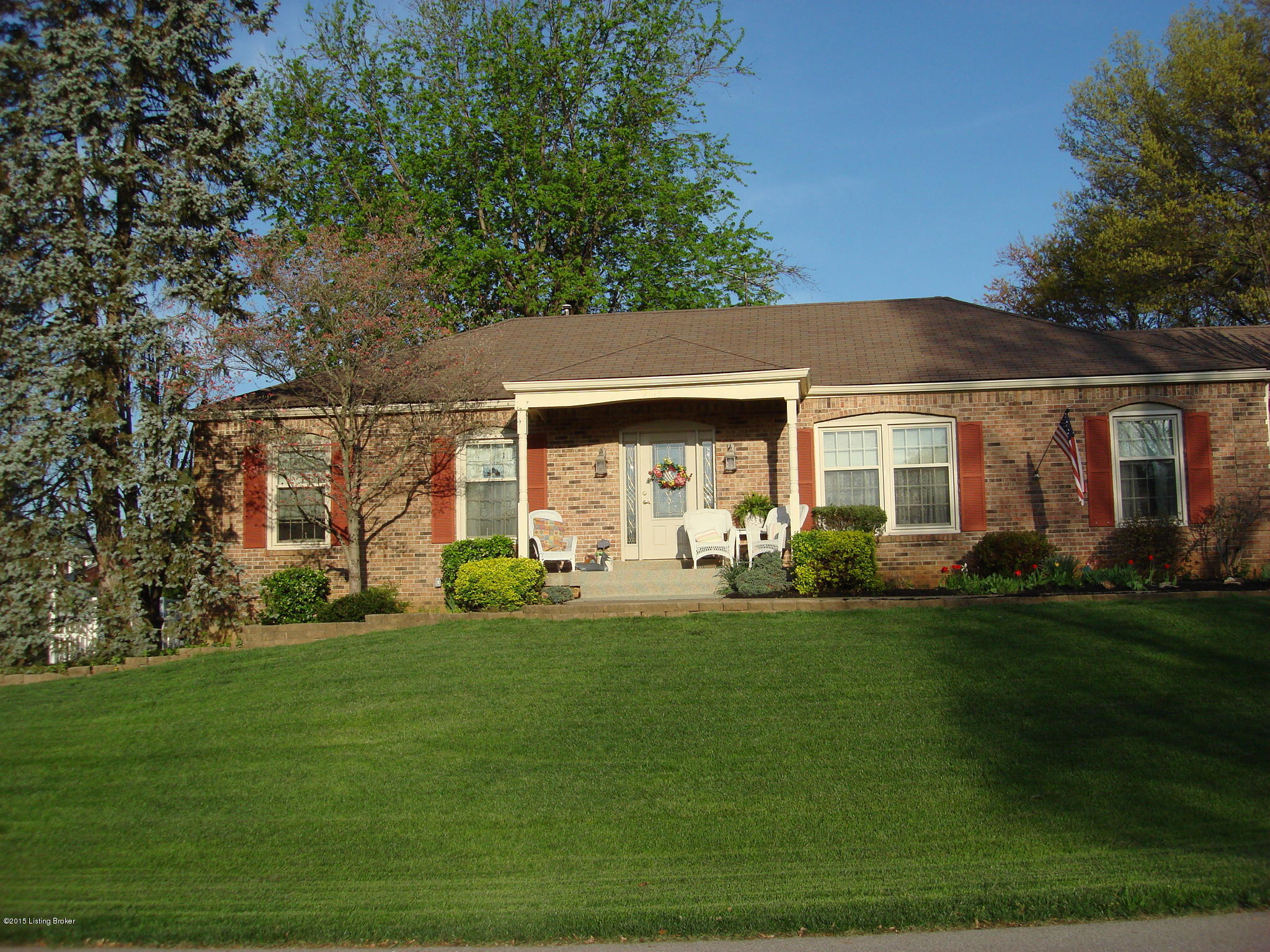 9113 Collingwood Road Louisville, KY 40299 - Photo 1 of 35 Collingwood Front of House