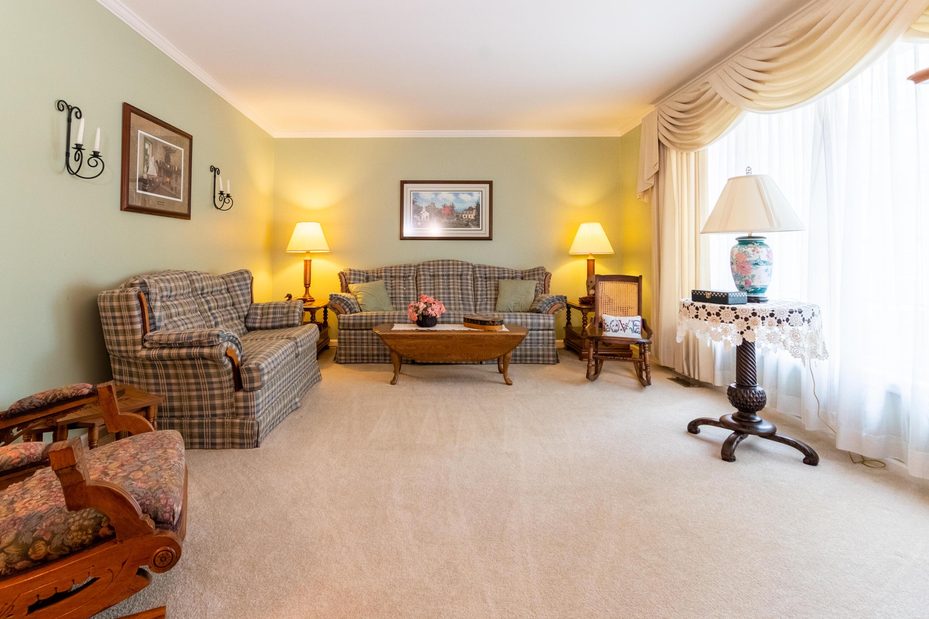 694 Harding Road Marion, OH 43302 - Photo 6 of 43 Gallery Image 6