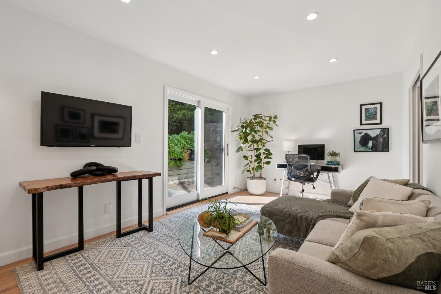 141 Irwin Street San Rafael, CA 94901 - Photo 12 of 26