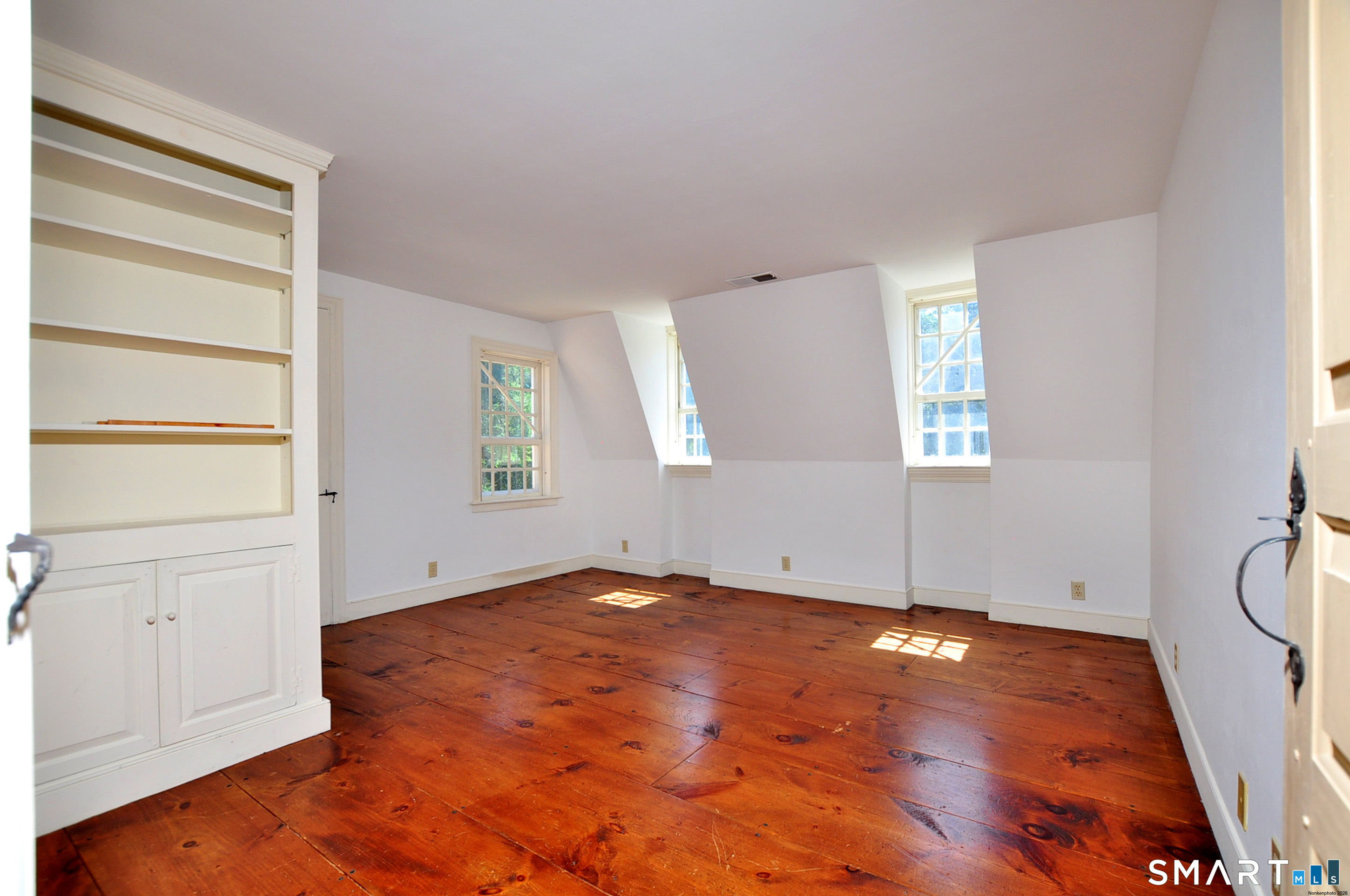 712 Spring Street Manchester, CT 06040 - Photo 32 of 40 Gallery Image 32
