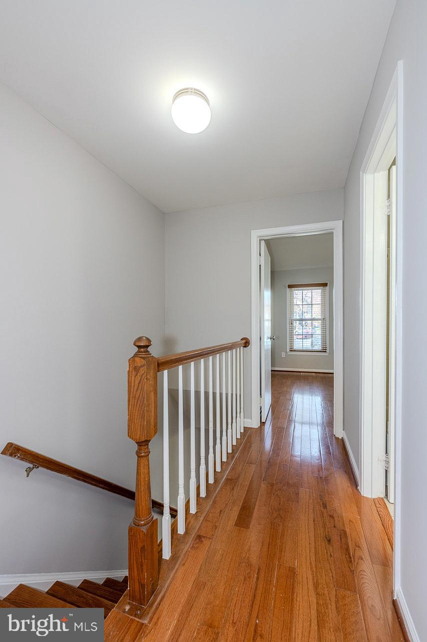 6919 Compton Lane Centreville, VA 20121 - Photo 11 of 30