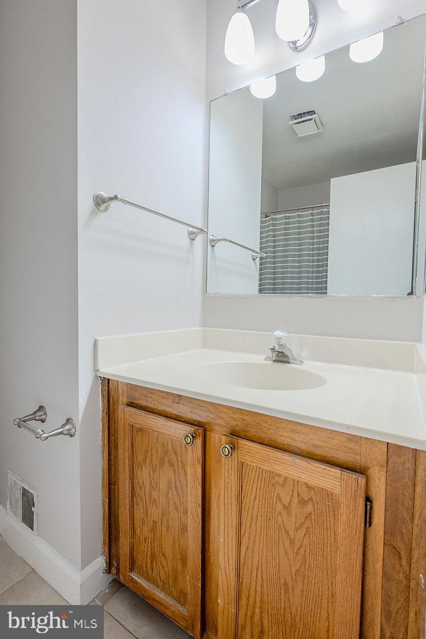 6919 Compton Lane Centreville, VA 20121 - Photo 18 of 30