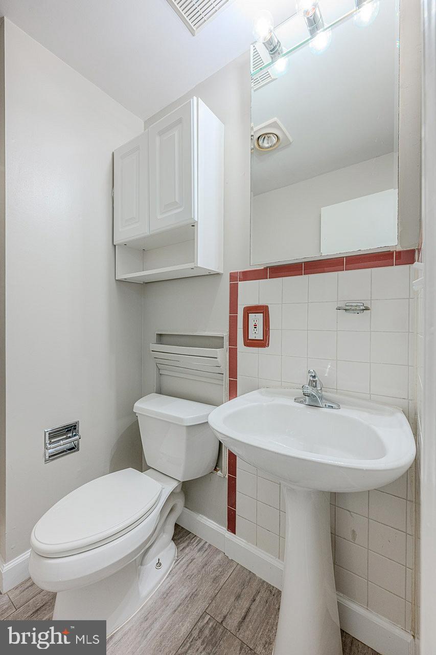 6919 Compton Lane Centreville, VA 20121 - Photo 23 of 30