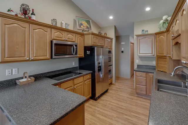 $369,000 | 14746 Fairway Drive North, Baxter, MN 56425