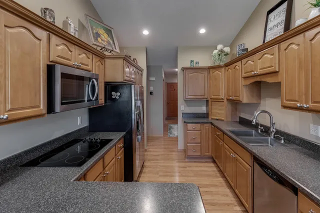 $369,000 | 14746 Fairway Drive North, Baxter, MN 56425