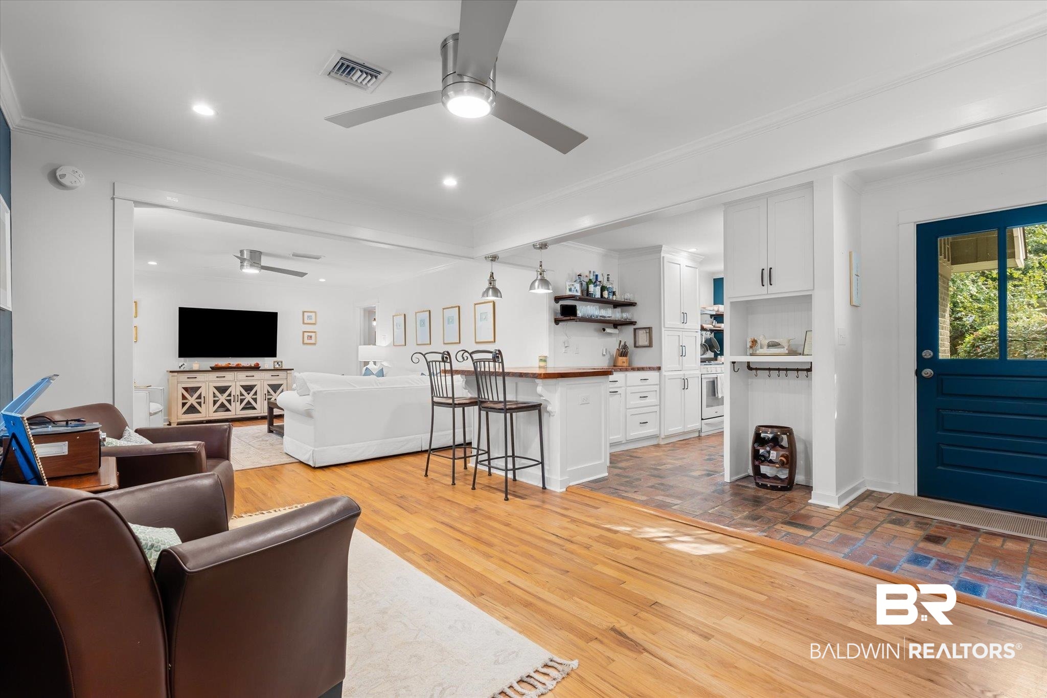401 Camellia Court Fairhope, AL 36532 - Photo 6 of 36 Keeping Room to Kitchen and Living