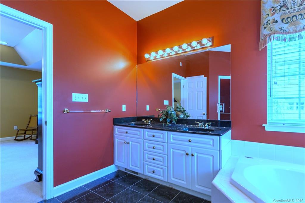 806 Pine Forest Road Charlotte, NC 28214 - Photo 14 of 24 Gallery Image 14
