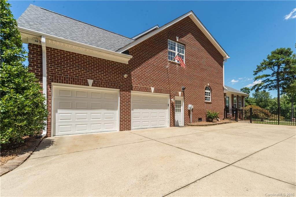 806 Pine Forest Road Charlotte, NC 28214 - Photo 20 of 24 Gallery Image 20
