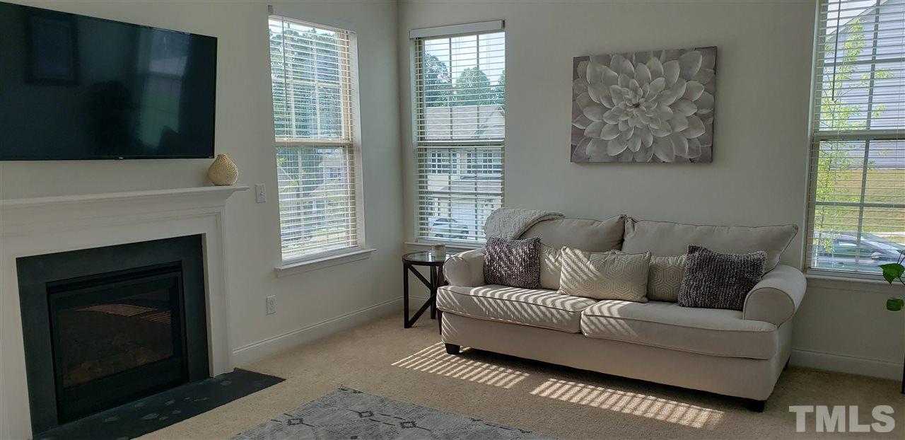 4504 Lady Rita Lane Raleigh, NC 27610 - Photo 9 of 27 Gallery Image 9