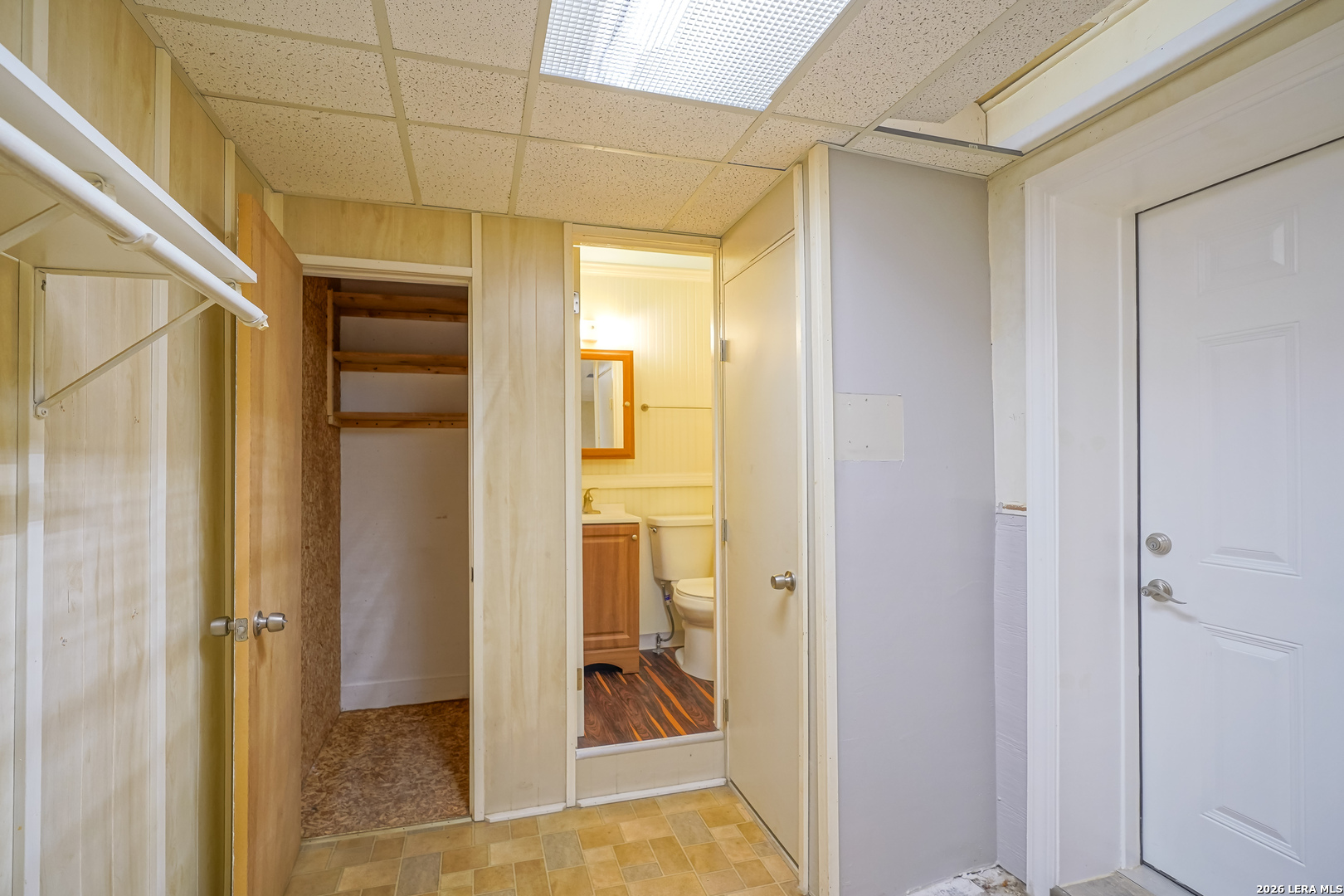 245 Windcrest Drive Windcrest, TX 78239 - Photo 28 of 50 a view of a bathroom