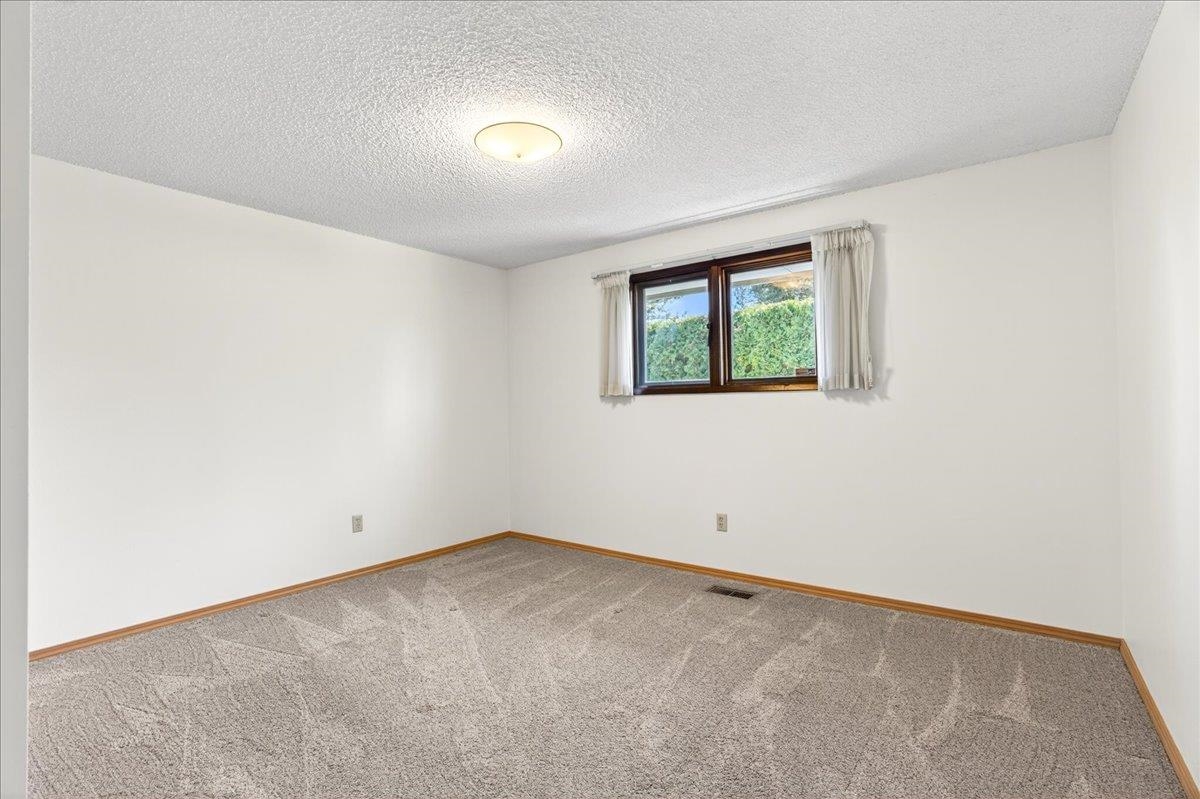 14822 Gleneden Spokane, WA 99208 - Photo 24 of 41