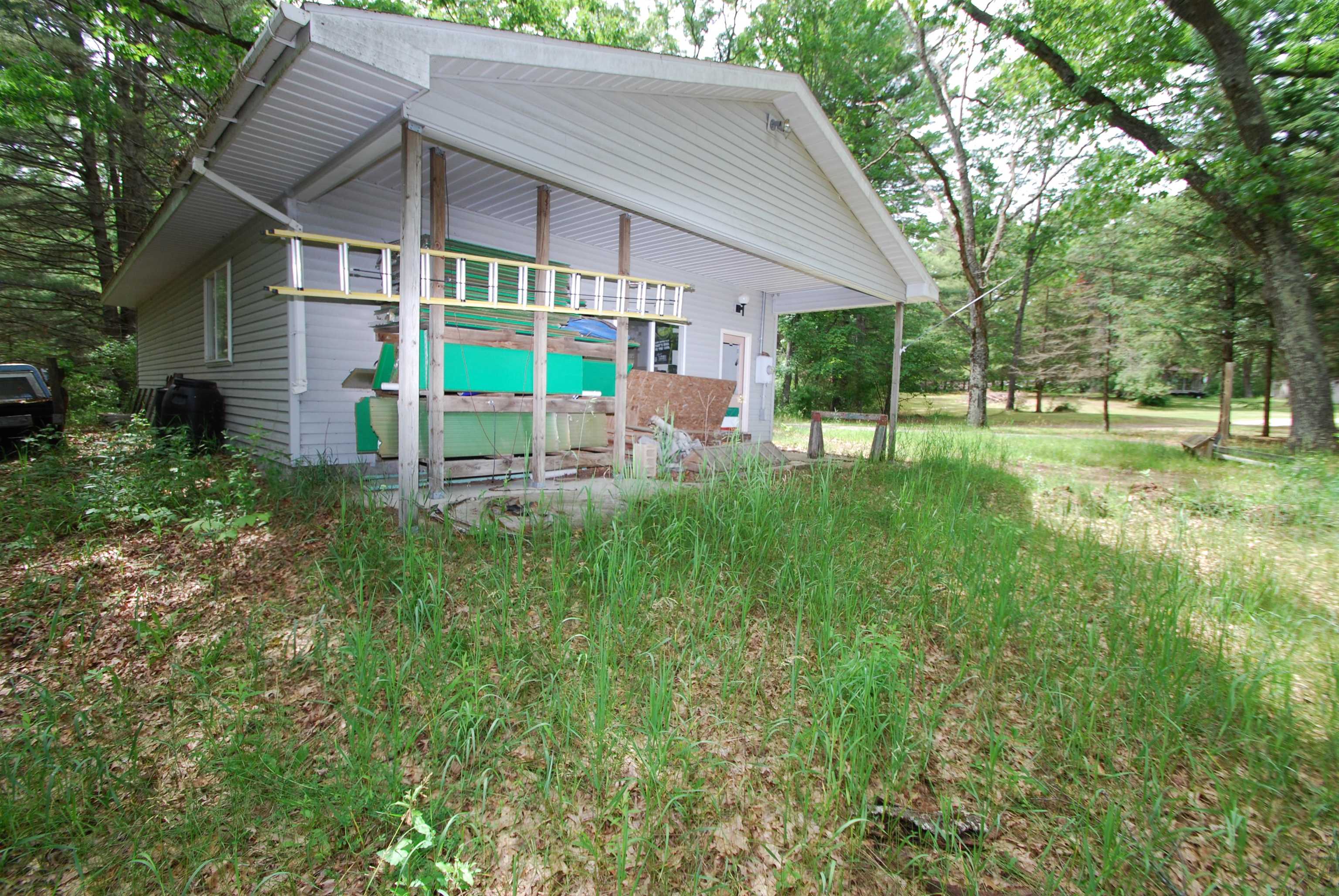 1256 North Plank Road Tawas City, MI 48763 - Photo 7 of 8 1947336-b8ddb7b7-aa78-4fa5-b79c-04c004db57b9.JPG