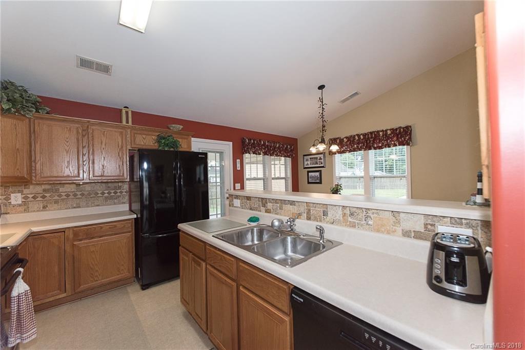 129 Rhyne Springs Road Mount Holly, NC 28120 - Photo 18 of 32