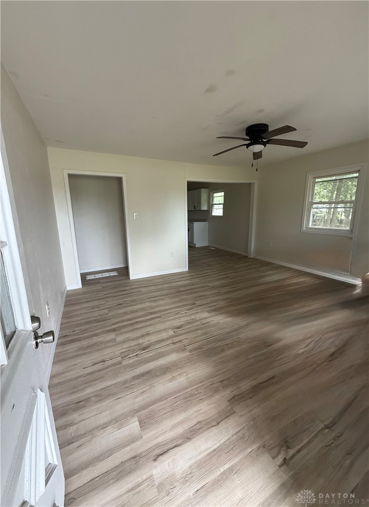 1068 Hedges Road Xenia, OH 45385 - Photo 3 of 9