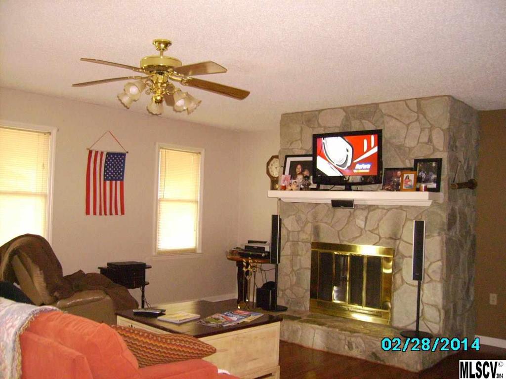 3545 Raintree Drive Hudson, NC 28638 - Photo 2 of 8 Gallery Image 2