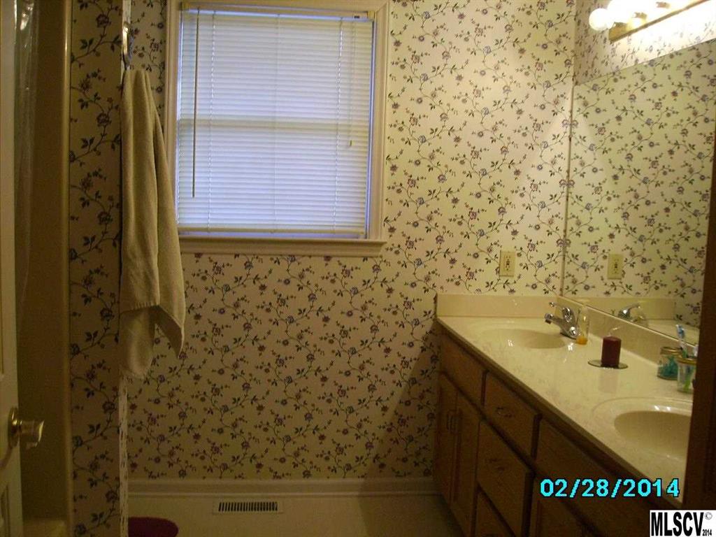 3545 Raintree Drive Hudson, NC 28638 - Photo 5 of 8 Gallery Image 5
