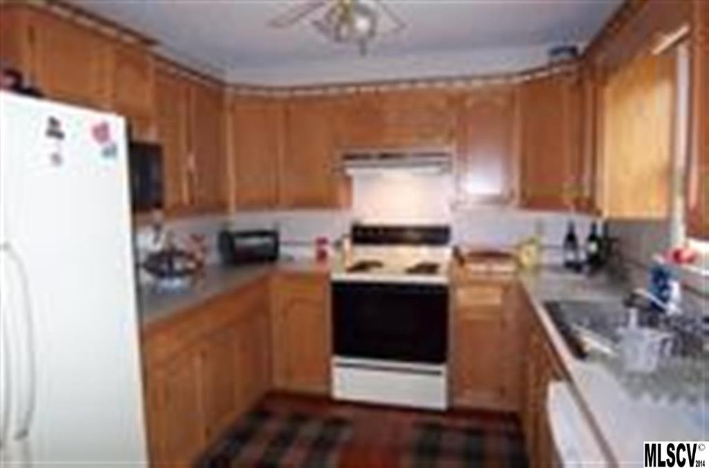 3545 Raintree Drive Hudson, NC 28638 - Photo 8 of 8 Gallery Image 8