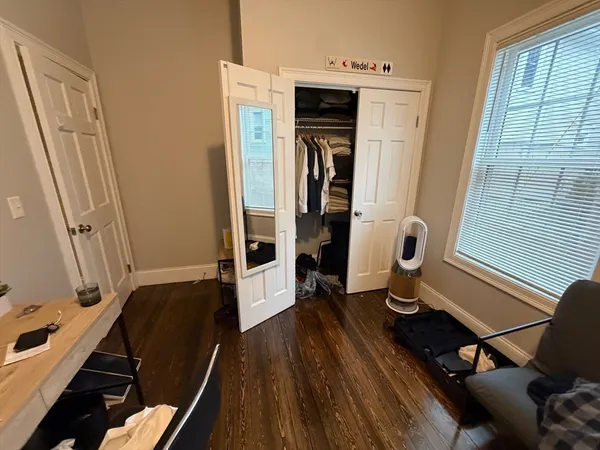 $6,900 | 781 Parker Street, Unit 1, Boston, MA 02120