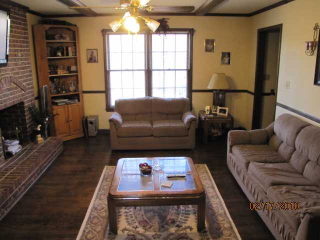 134 McKelvey Road Pelzer, SC 29669 - Photo 2 of 11