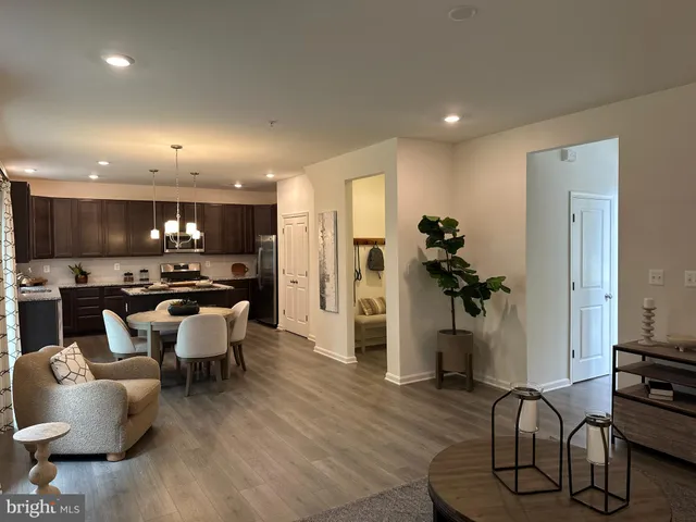 $484,888 | 11 Redcloud Loop, Elkton, MD 21921