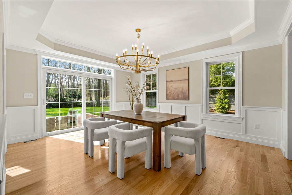 18 Robinson Road Lexington, MA 02420 - Photo 6 of 32 Gallery Image 6