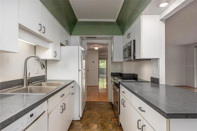 $200,000 | 1719 Northwest 23rd Avenue, Unit 3F, Gainesville, FL 32605