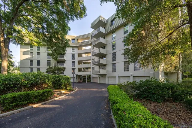 $200,000 | 1719 Northwest 23rd Avenue, Unit 3F, Gainesville, FL 32605