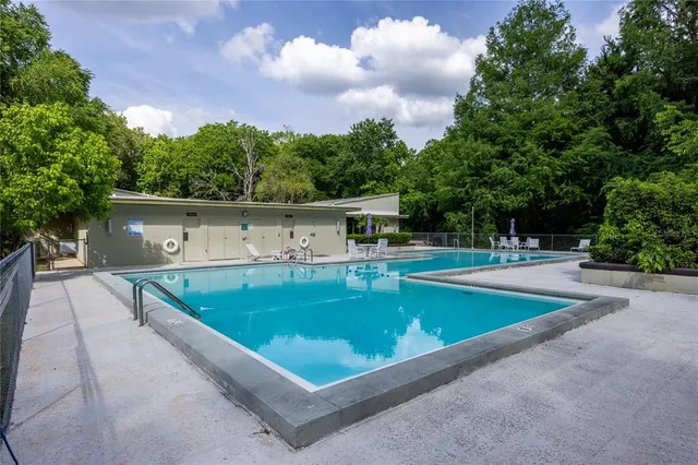 $200,000 | 1719 Northwest 23rd Avenue, Unit 3F, Gainesville, FL 32605