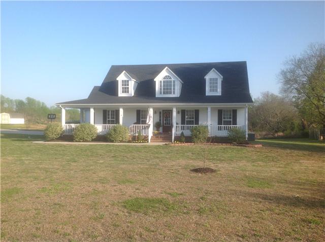 2720 Pisgah Ridge Road Pulaski, TN 38478 - Photo 2 of 16