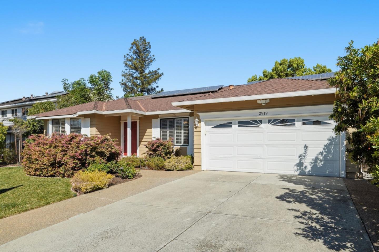 2919 Silver Estates San Jose, CA 95135 - Photo 2 of 47