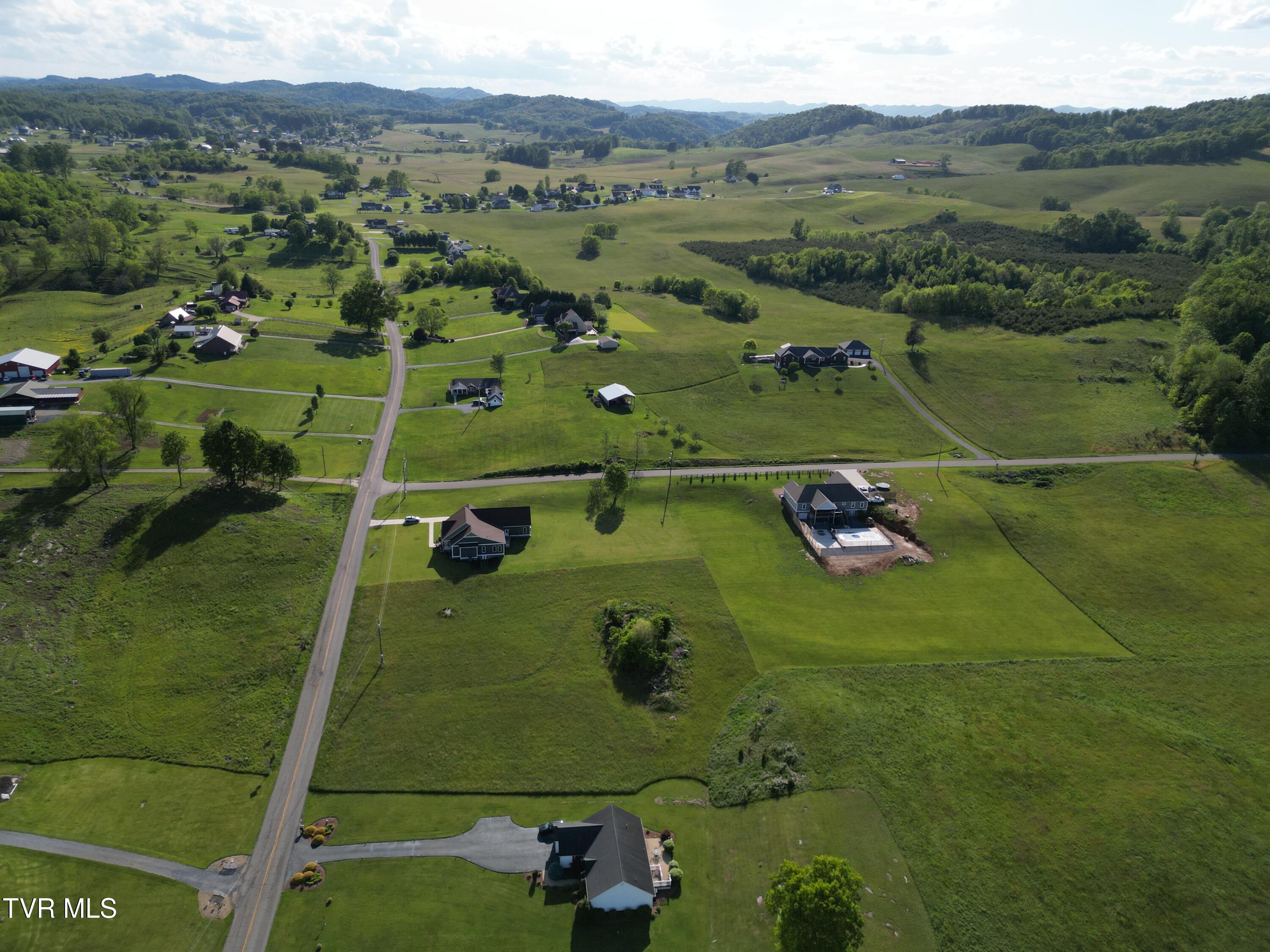 Tbd Reedy Creek Road, Unit 9 & 10 Abingdon, VA 24210 - Photo 11 of 18 DJI_0529