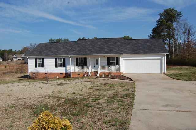 109 Randall Road Easley, SC 29642 - Photo 1 of 9 Gallery Image 1