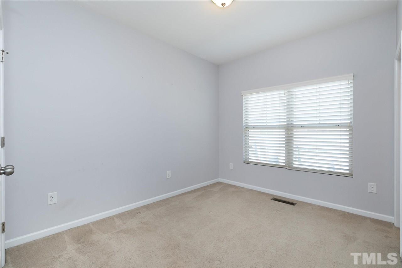 1415 Crafton Way Raleigh, NC 27607 - Photo 15 of 25
