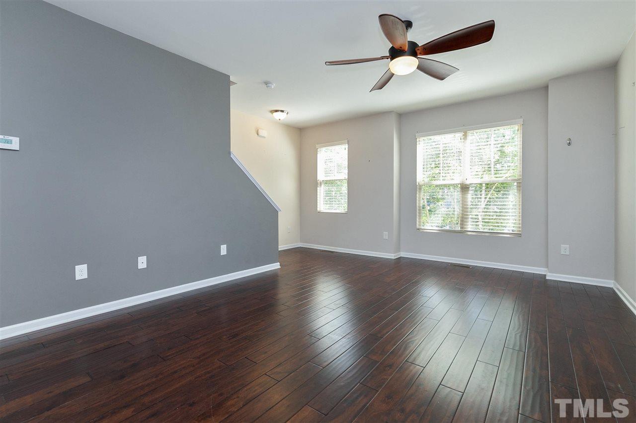1415 Crafton Way Raleigh, NC 27607 - Photo 7 of 25