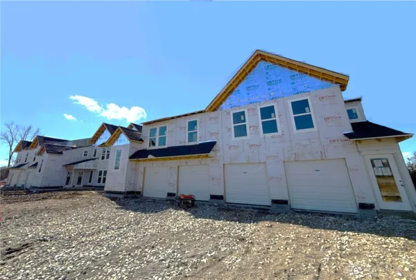 $174,900 | 475 Pilot Point, Unit 1300, Vandalia, OH 45377