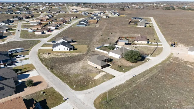 $319,999 | 103 Muirfield Lane, La Vernia, TX 78121