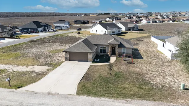 $319,999 | 103 Muirfield Lane, La Vernia, TX 78121