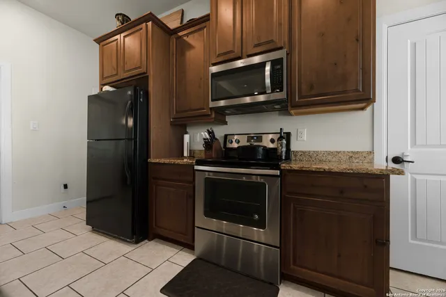 $319,999 | 103 Muirfield Lane, La Vernia, TX 78121