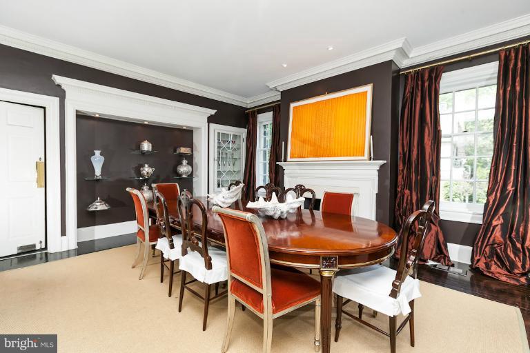 214 Wendover Road Baltimore, MD 21218 - Photo 6 of 30 Dining Room