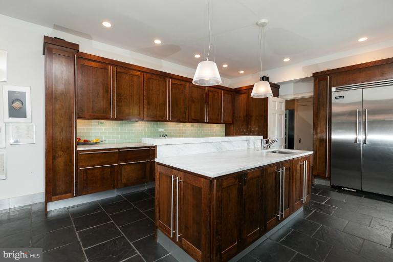 214 Wendover Road Baltimore, MD 21218 - Photo 8 of 30 Kitchen