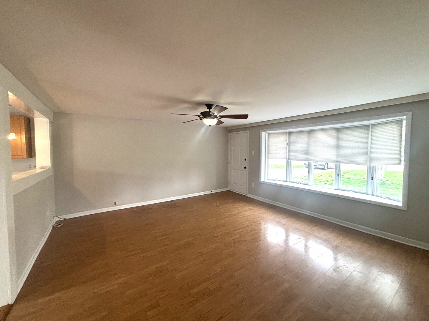 440 West Meadow Avenue Lombard, IL 60148 - Photo 3 of 13 Gallery Image 3