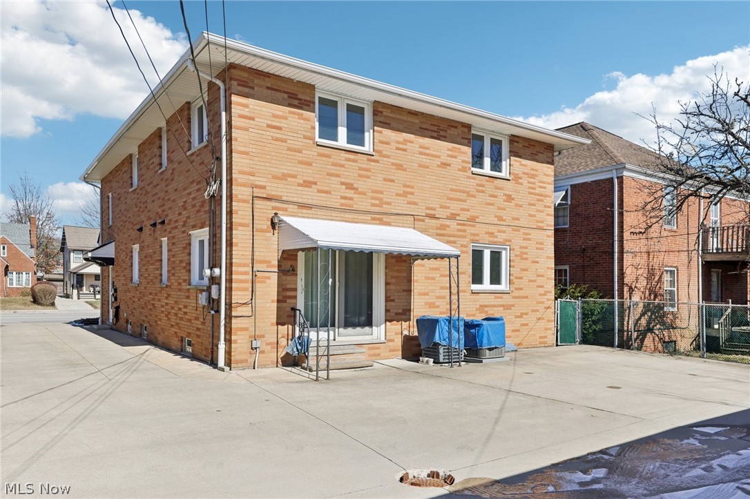 13630 Cedar Road, Unit LOWR University Heights, OH 44118 - Photo 18 of 19