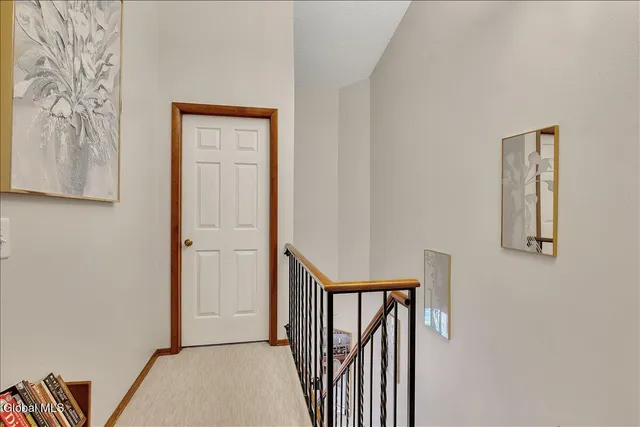 $295,000 | 15 Wilton Court, Halfmoon, NY 12065