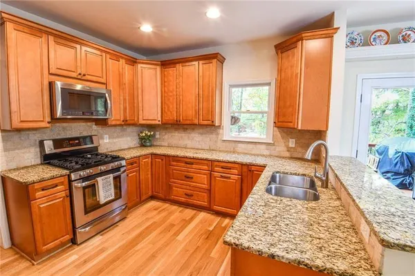 $3,900 | 1865 Oak Tree Hollow, Alpharetta, GA 30005