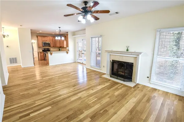 $3,900 | 1865 Oak Tree Hollow, Alpharetta, GA 30005