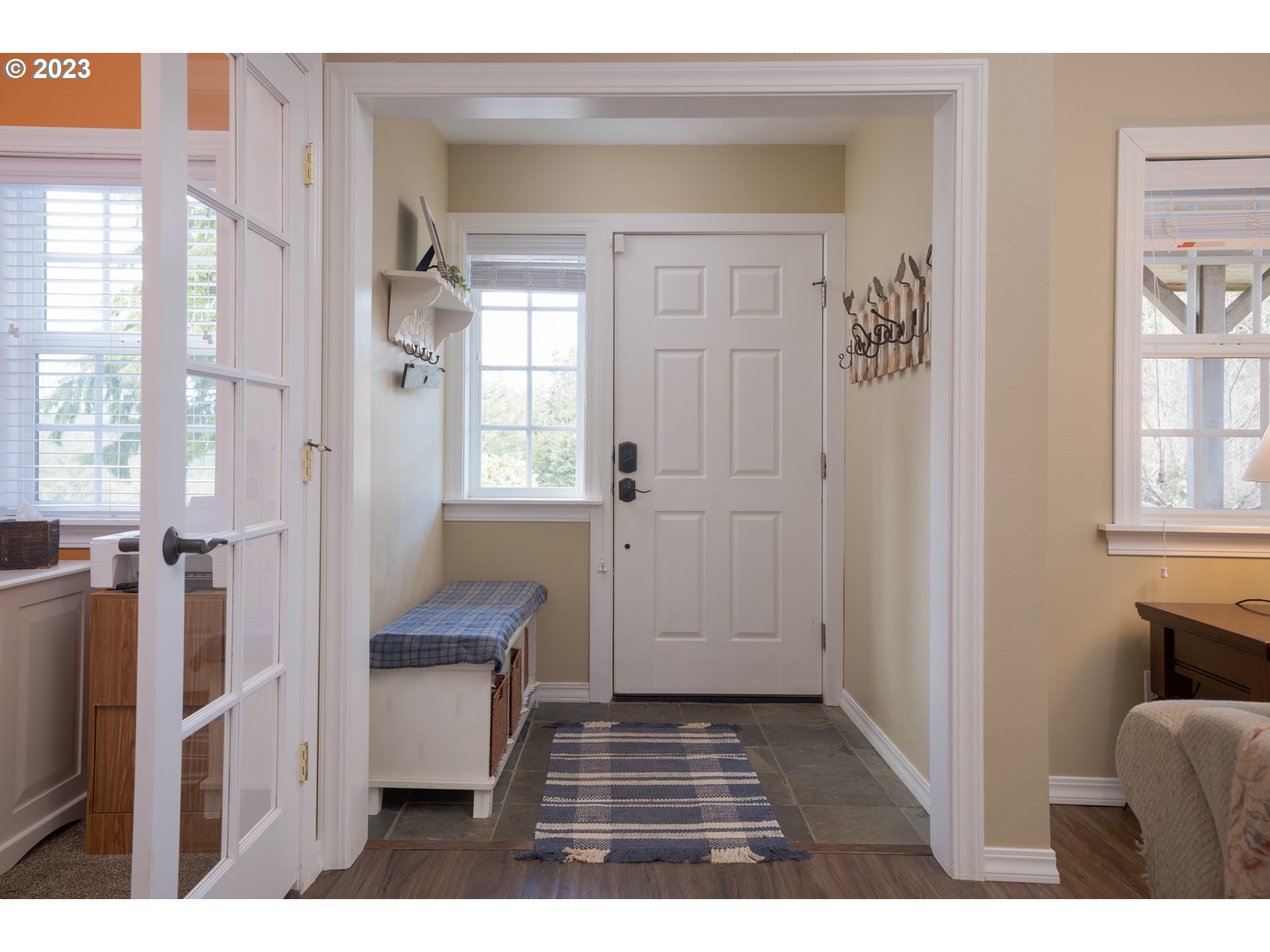 33527 Beerman Creek Road Seaside, OR 97138 - Photo 2 of 34 Entrance/Foyer