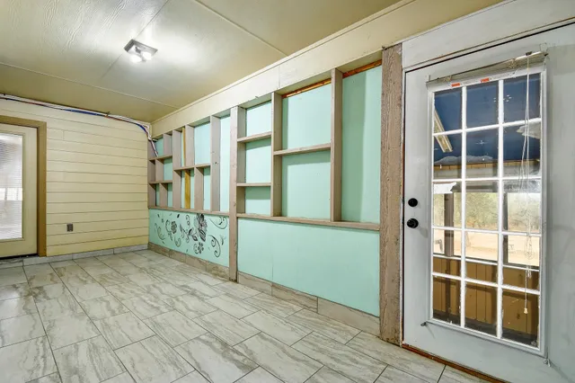 $490,000 | 158 Pullman Road, La Vernia, TX 78121