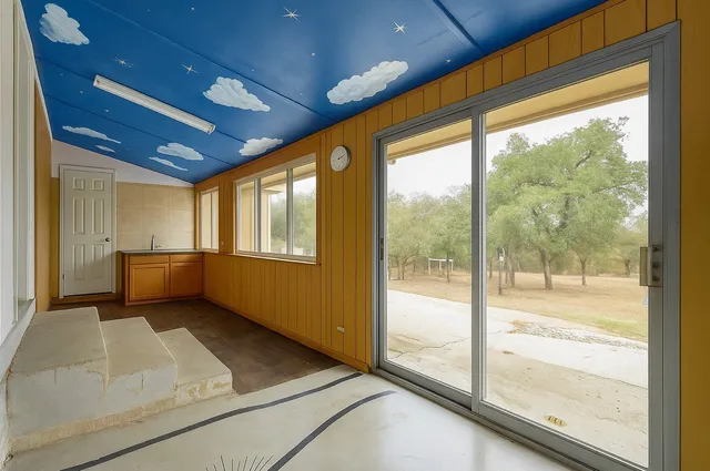 $490,000 | 158 Pullman Road, La Vernia, TX 78121