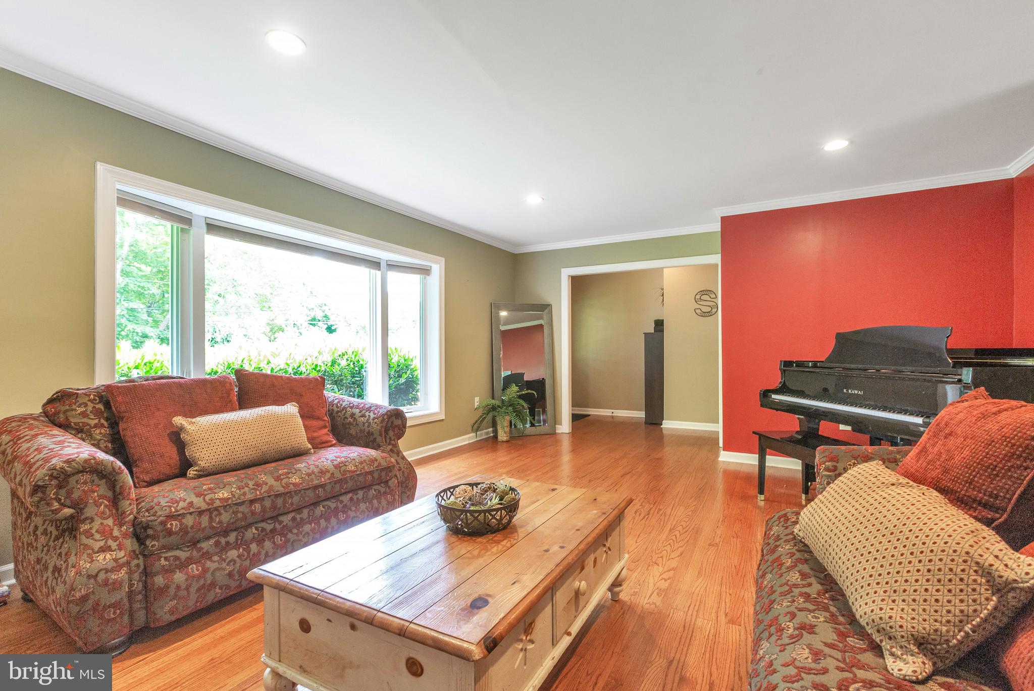 6 Radcliffe Road Yardley, PA 19067 - Photo 4 of 28 Gallery Image 4