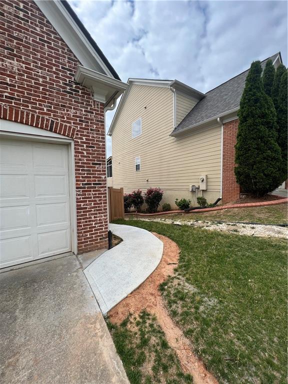 3152 Daleview Way Southwest Atlanta, GA 30331 - Photo 1 of 35 a view of a backyard of the house